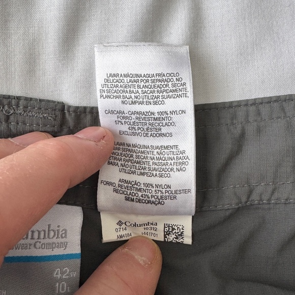 Columbia‎ Omni-Shade Men's 42 Nylon Cargo Shorts Gray Outdoor Performance Hiking - Picture 8 of 13
